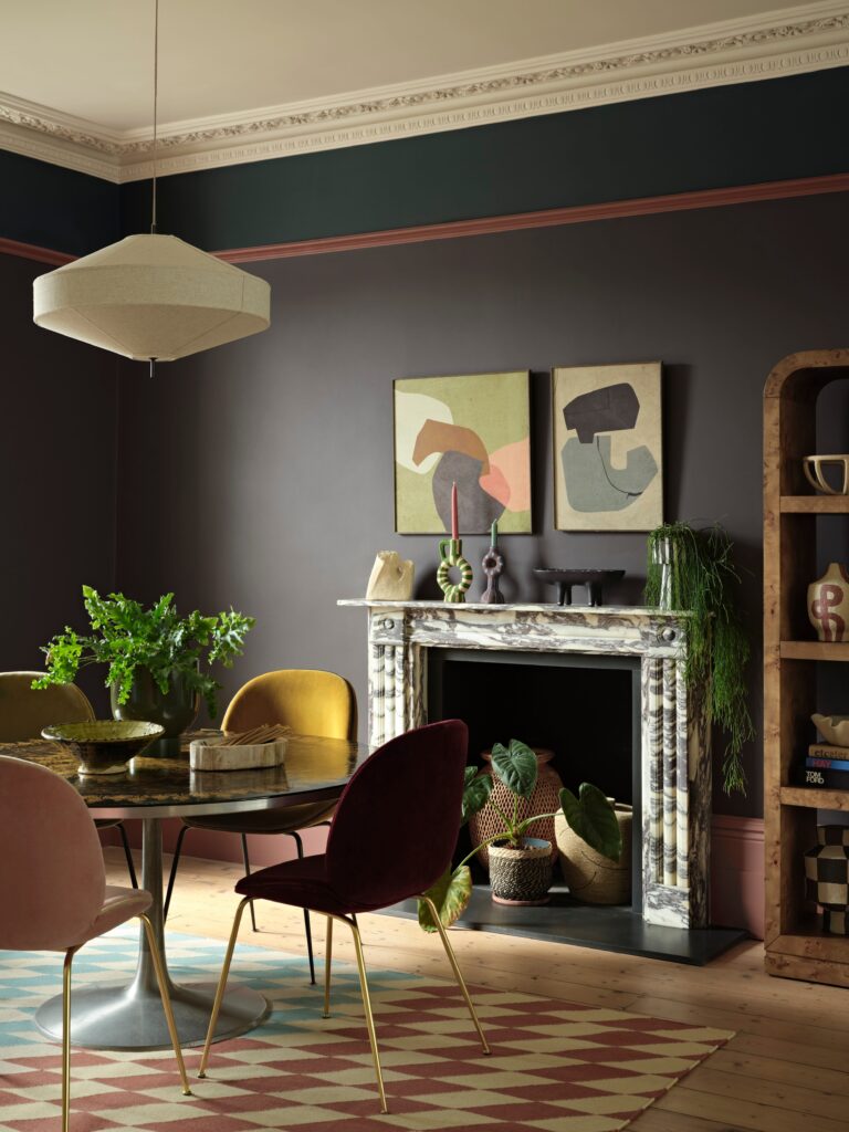 Benjamin Moore Color of  the Year Silhouette AF-655